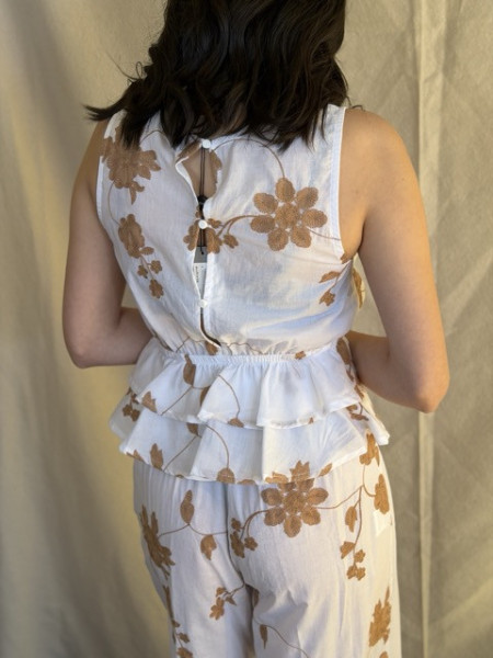 BLUSA CON BALZE RICAMATO EUFORIA