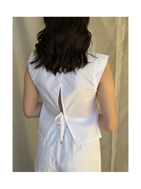 CAMICIA APERTURA SCHIENA CON SPILLA KAJAL