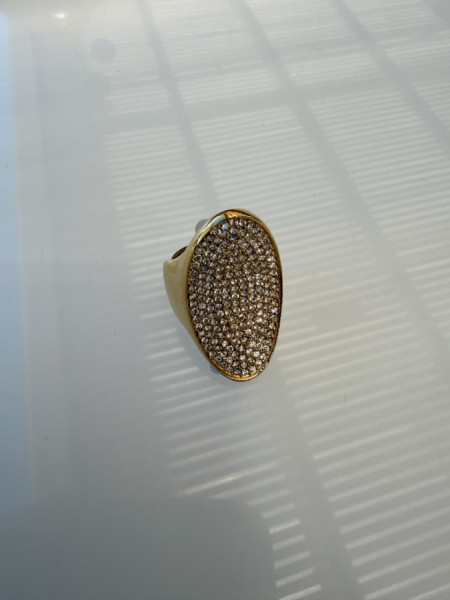 ANELLO OVALE ZIRCONI VALIOSO
