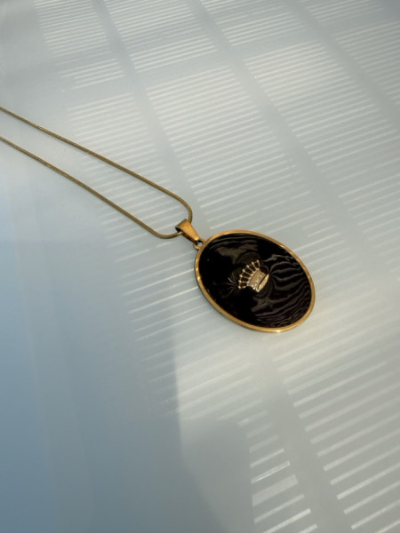 COLLANA CIONDOLO CORONA SMALTATO VALIOSO