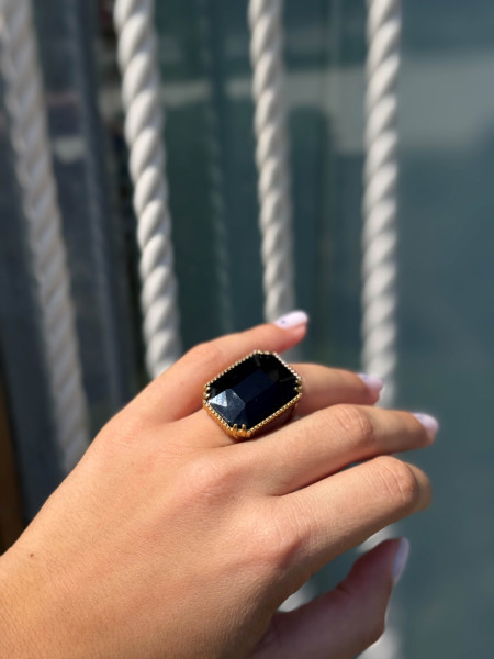 ANELLO PIETRA NERA VALIOSO