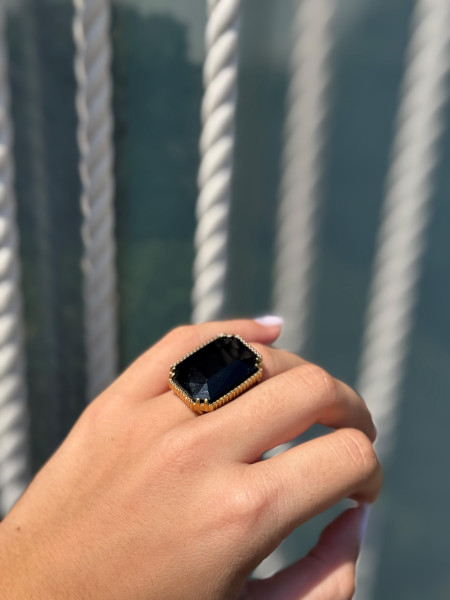 ANELLO PIETRA NERA VALIOSO