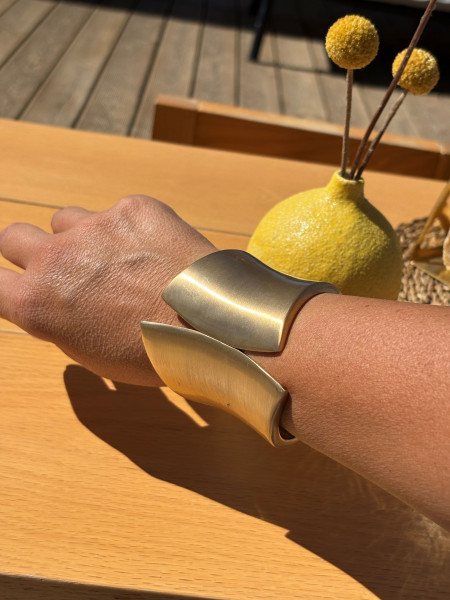 BRACCIALE RIGIDO SCHIAVA ORO VALIOSO