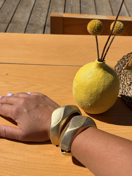 BRACCIALE RIGIDO SFACCETTATO VALIOSO