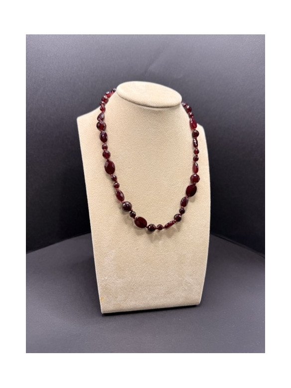 COLLANA GIROCOLLO PIETRA DURA CONFUORTO